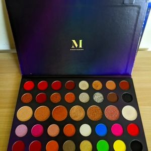 DISCONTINUED. Morphe 39L Hit the lights Artistry pallette.